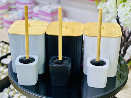 طقم سلة حمام مع فرشاة مربع