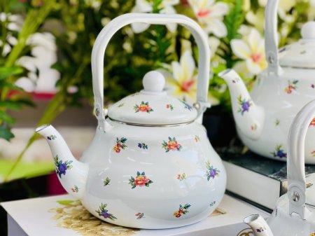 أبريق شاي توتيا ثلاث احجام مورد
