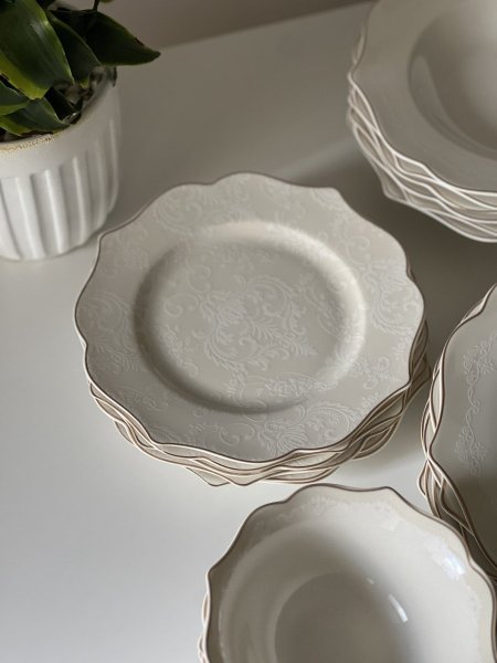 طقم سفرة فيكتوريا 24 قطعة